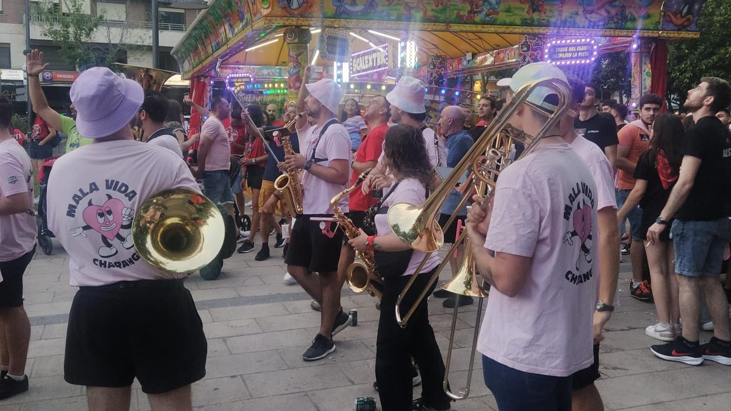 Música en directo de Charanga Malavida